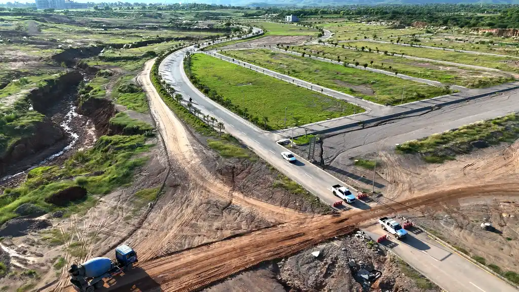 Capital Smart City Overseas Central Realtors Enclave & Main Boulevard